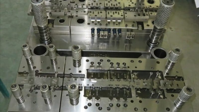 高速冲压级进模型号分类解析