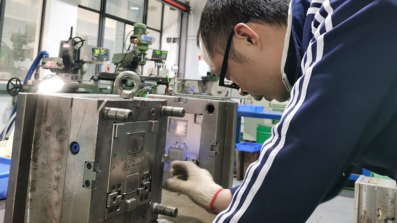 压铸模具使用寿命：揭秘其关键因素与优化策略
