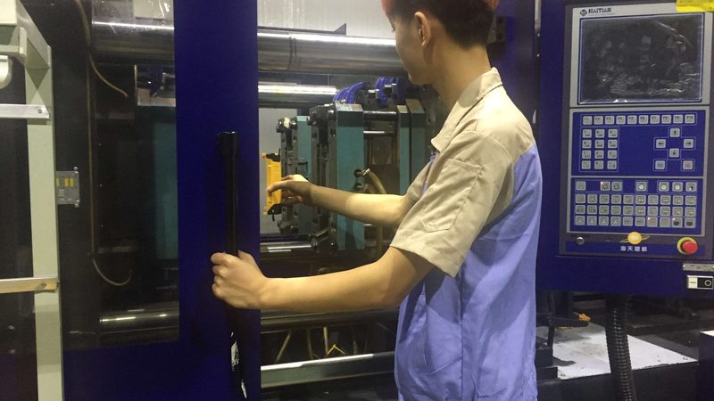 深圳注塑模具厂怎么挑？先看这五个工艺细节
